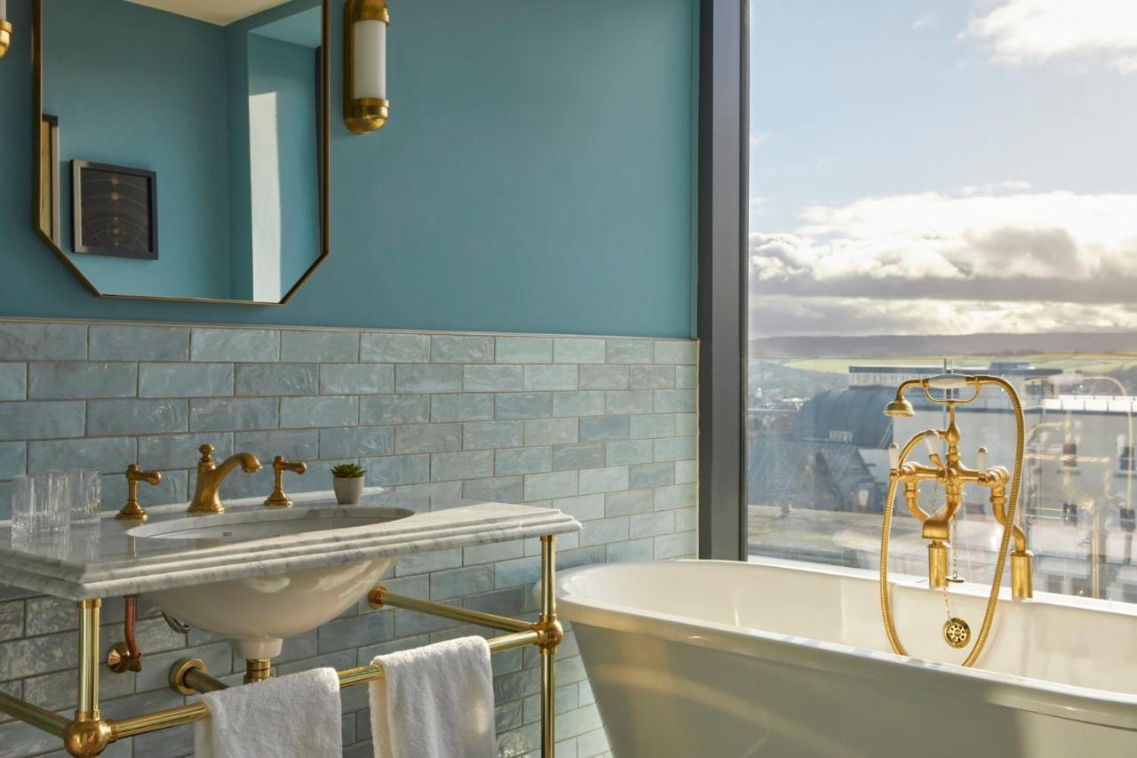 Hotel Indigo - Exeter By Ihg Bagian luar foto
