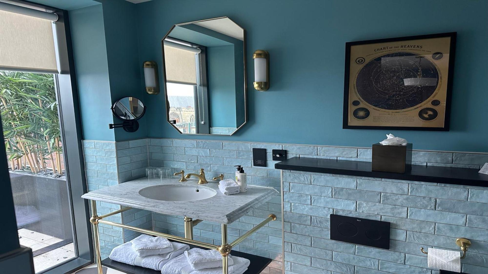 Hotel Indigo - Exeter By Ihg Bagian luar foto